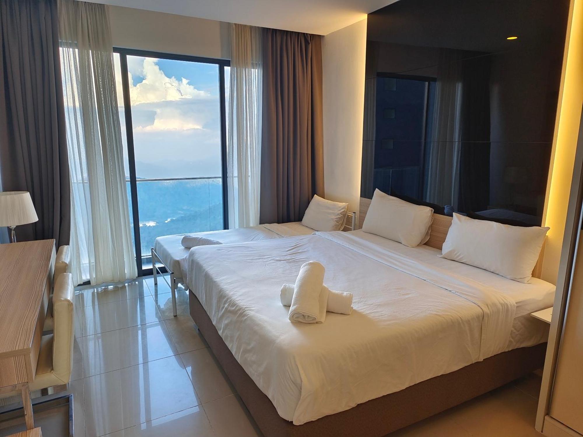 Genting Hilltop King & 5 Framed Bed For 7 Apartment *